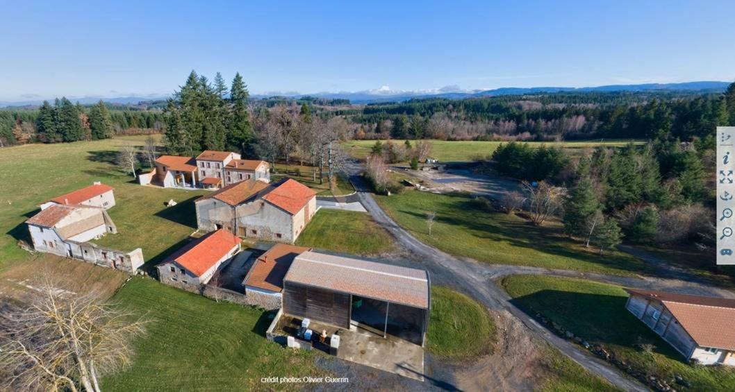 Les Chambres D'Hotes De La Frissonnette Auzelles Kültér fotó